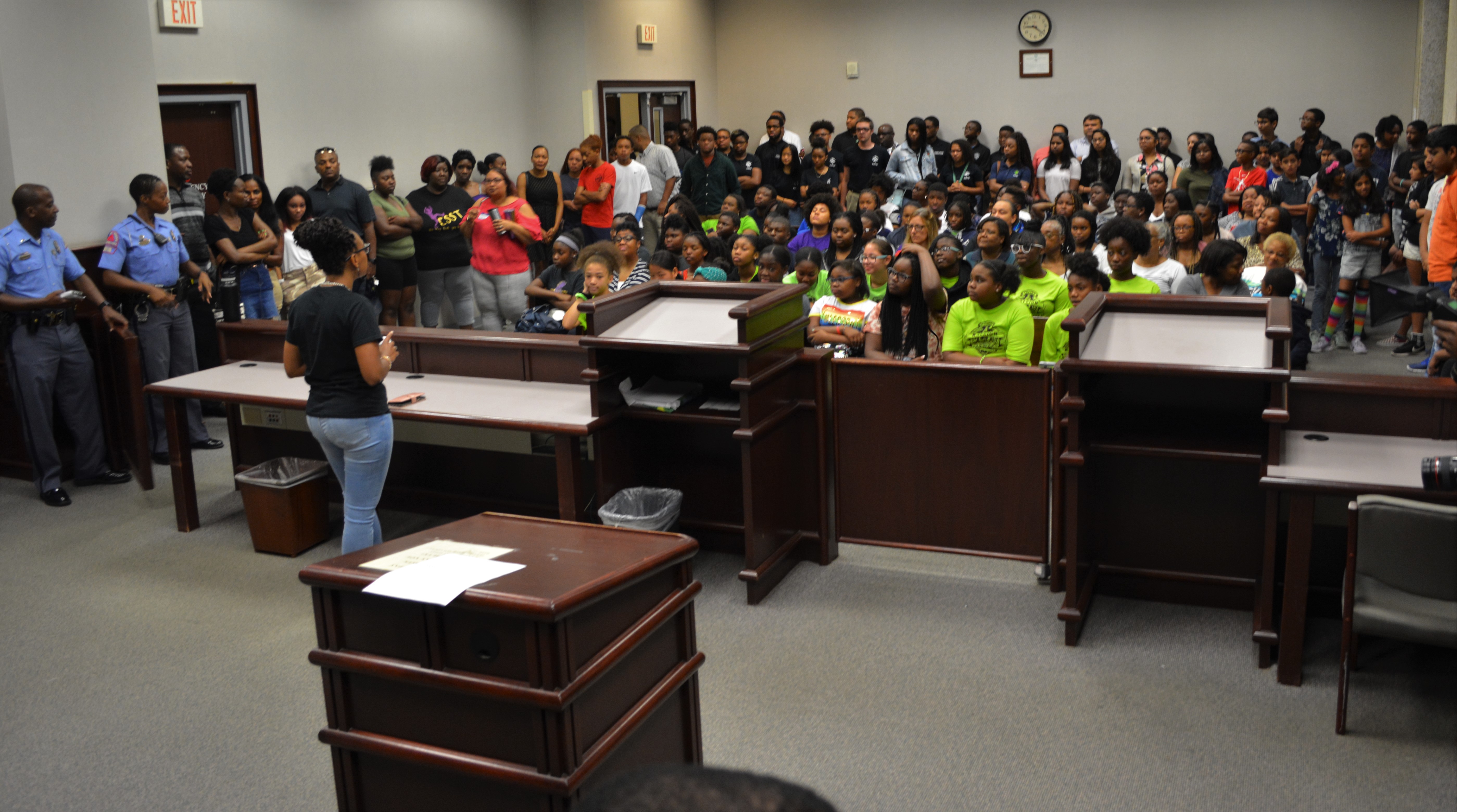 Judge Dunston addresses students at  Youth Law Day