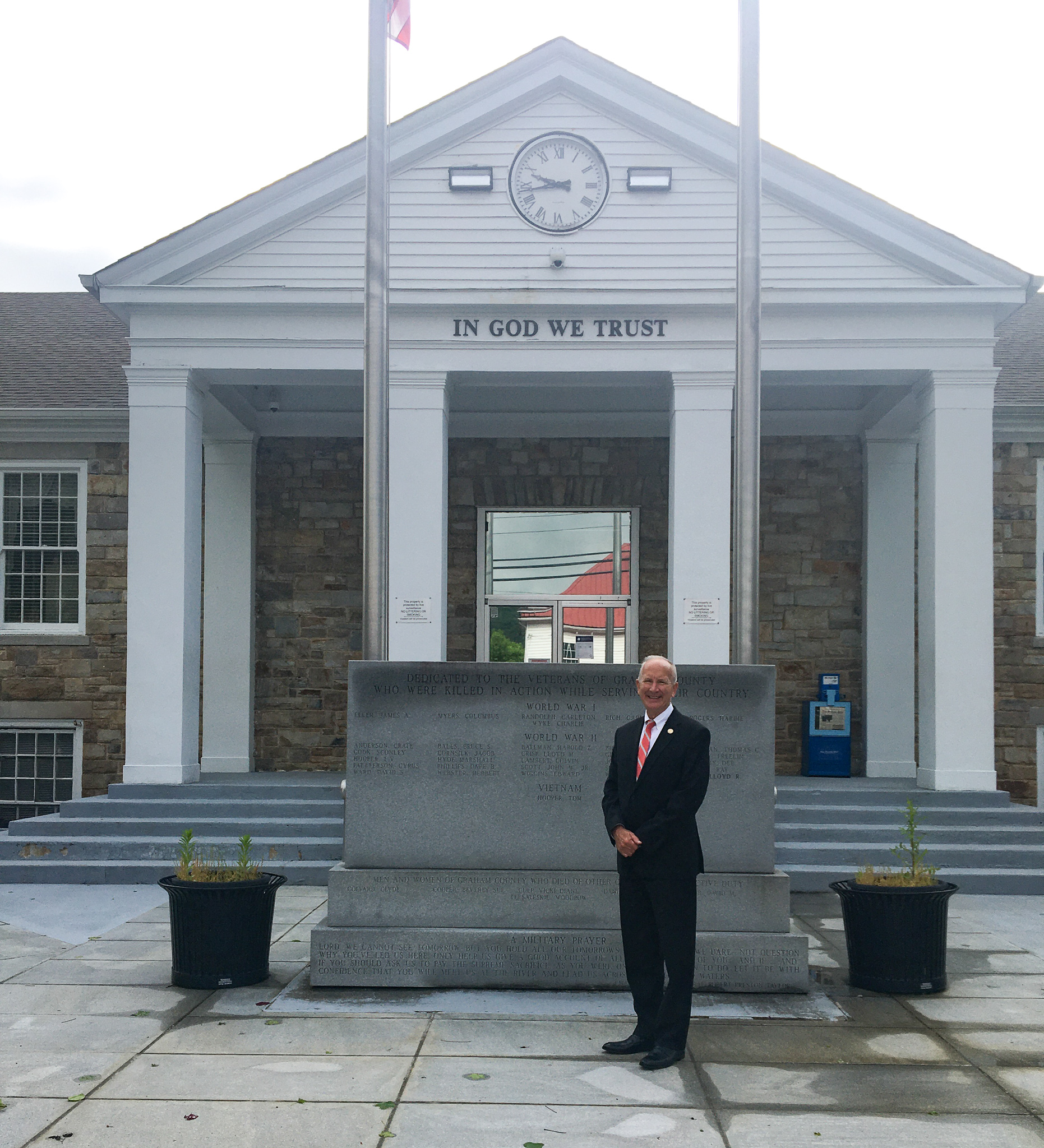 Chief Justice Newby in front of the Graham County Courthouse