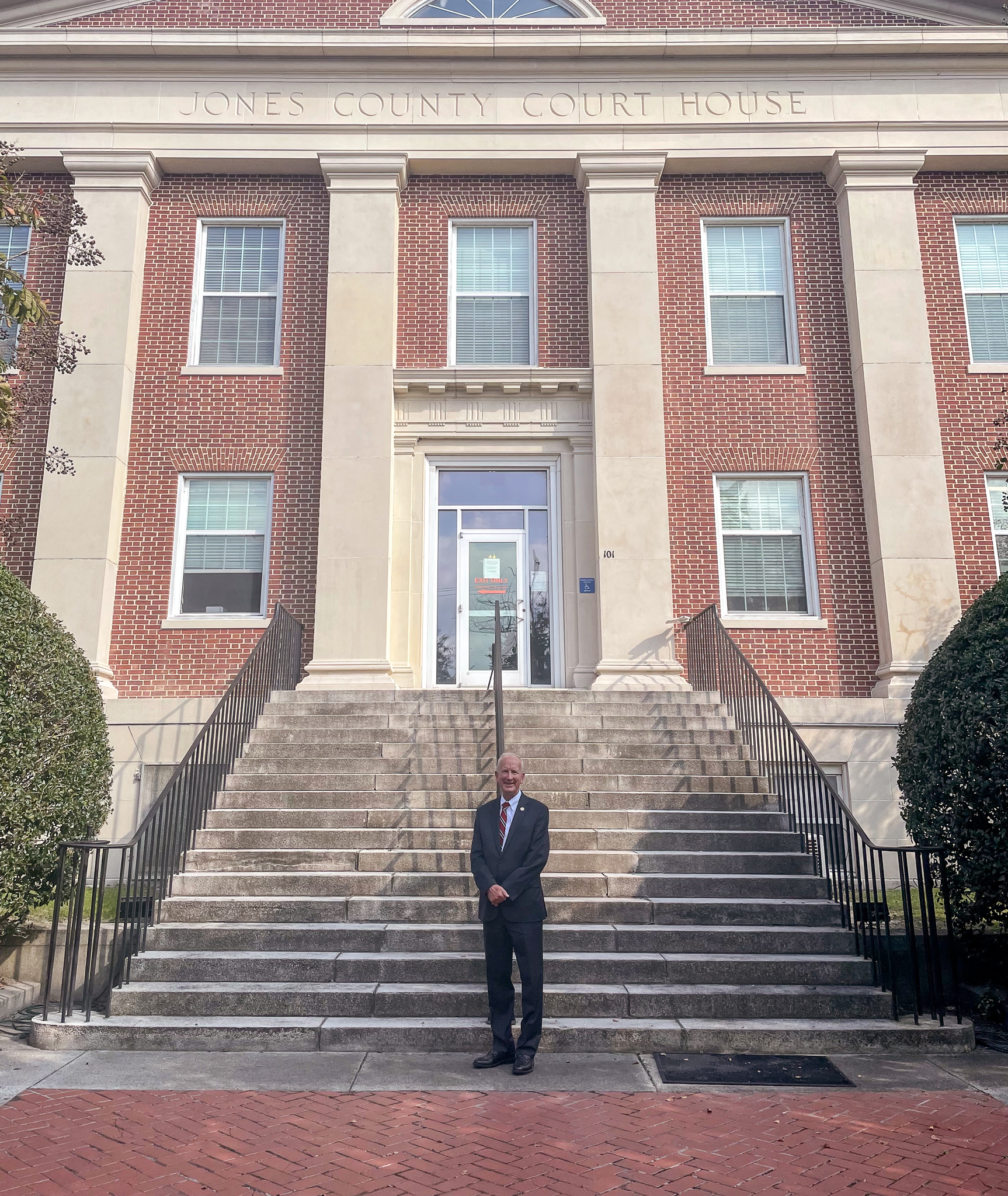 Jones County Courthouse