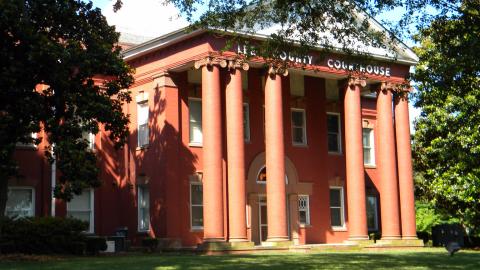 Lee County Courthouse