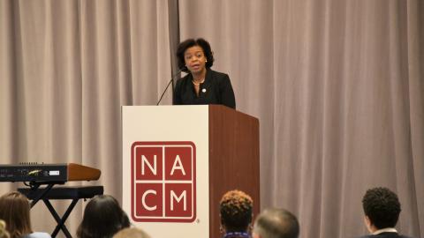 Chief Justice Beasley addresses NACM members. 