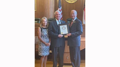 Judge Julian Mann receives the Friend of the Court award